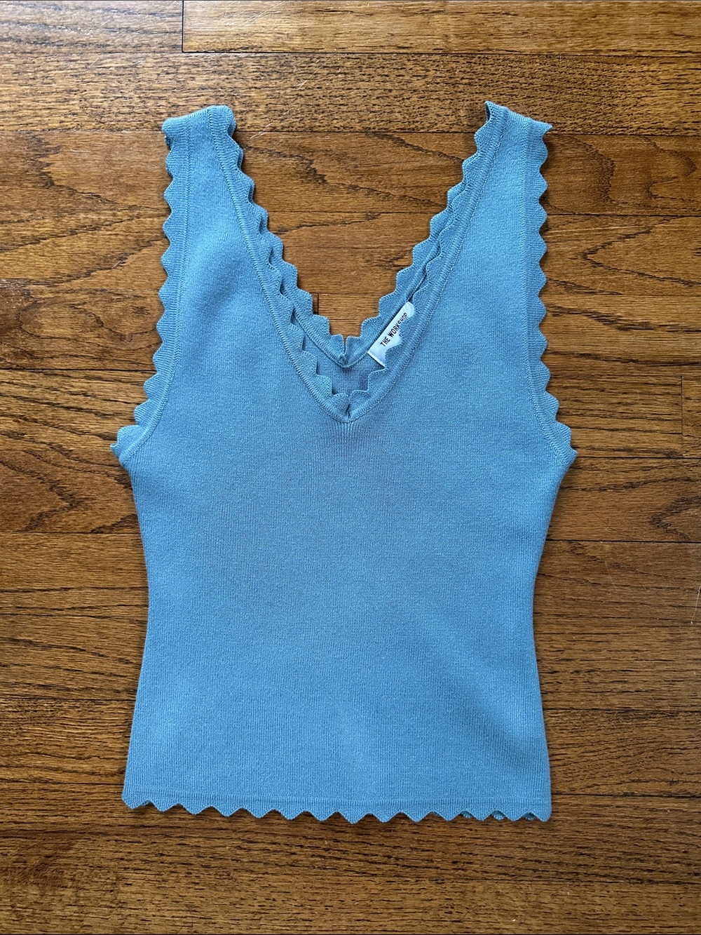 Scalloped V-Neck Ribbed Tank Top - Light Blue The Workshop M Medium.